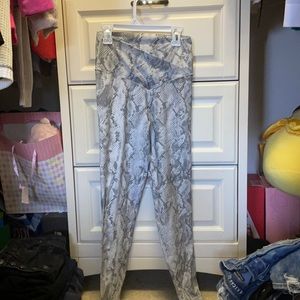 offline crossover leggings